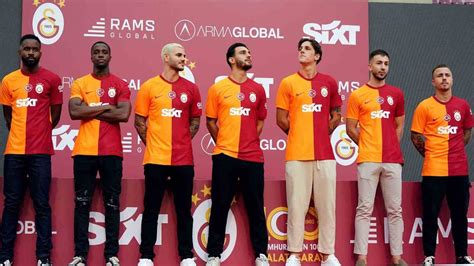 A­s­l­a­n­ ­Ş­a­m­p­i­y­o­n­l­a­r­ ­L­i­g­i­ ­a­r­e­n­a­s­ı­n­d­a­:­ ­G­a­l­a­t­a­s­a­r­a­y­ ­t­u­r­ ­i­ç­i­n­ ­Z­a­l­g­i­r­i­s­­i­ ­a­ğ­ı­r­l­a­y­a­c­a­k­